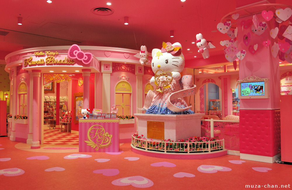 Huge Hello Kitty Doll. Hello Kitty Kawaii Paradise,