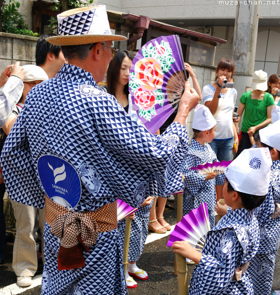 Top souvenirs from Japan - Japanese fans