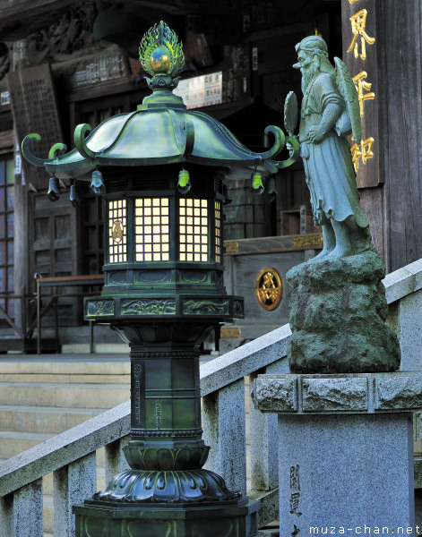 Takaosan, Yakuoin Yukiji Temple, Takao, Tokyo