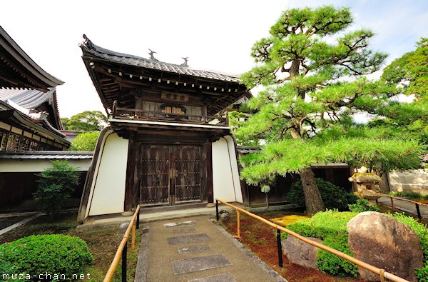 Bell Tower Gate, Chion-ji Temple, Amanohashidate