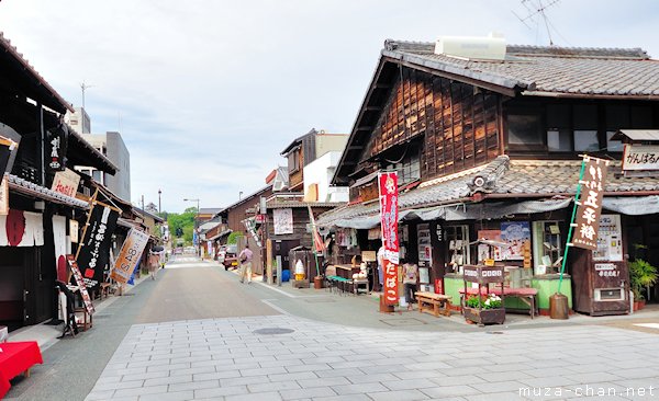 Inuyama castle town