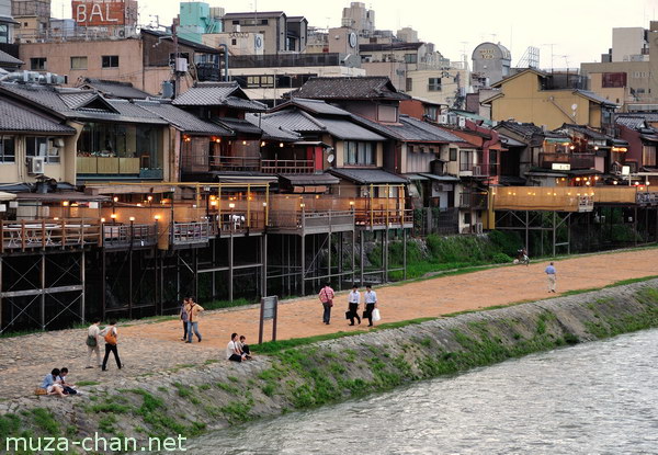Traditional restaurants, Kamo river, Kyoto