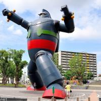 Kobe landmark, Tetsujin-28 giant statue