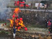 Japanese traditions - Dondo Yaki 2012