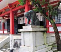 The unusual guardian of Kurama-dera