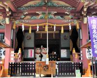 Maneki Neko, Imado Shrine version