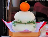 Traditional Japanese New Year Decoration, Kagami mochi