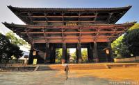 Sightseeing Nara, Sunset at Nandaimon Gate