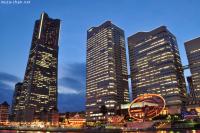 An evening in Yokohama