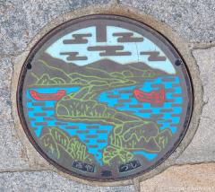 About Japan from... manhole covers, Amanohashidate Bridge to Heaven