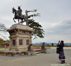 Photographing Date Masamune statue