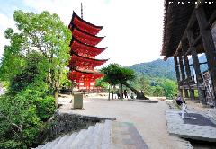 Miyajima Beauty - Pagoda and Senjokaku