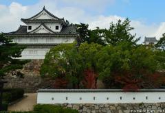 Japanese castle architecture, Shooting holes