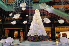Grand Front Osaka Winter in Blossom Christmas Tree