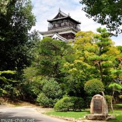 Hiroshima Castle and a bit of history
