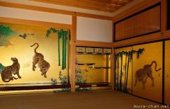 Tiger screens at Nagoya Honmaru Palace