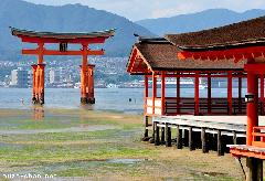 Old Japanese stories, the origin of Torii