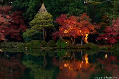 Simply beautiful Japanese scenes, Kenroku-en autumn illumination