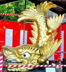 Nagoya Castle's golden shachi