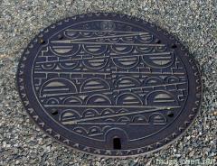 Niigata artistic manhole cover