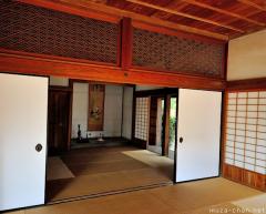Inside the traditional Japanese house, Ranma