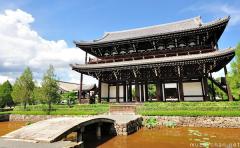 Japanese superlatives, the oldest Zen gate in Japan