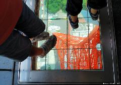 Walking on Glass Floor at Tokyo Tower
