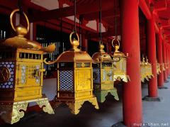 Traditional Japanese lanterns types, Tsuri-doro
