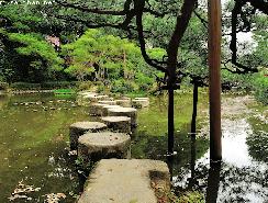 Japanese gardens, the Lying down Dragon Bridge