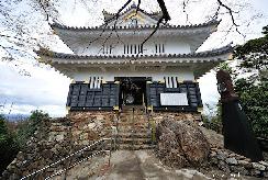 Gifu Castle clock and a little Japanese clock history