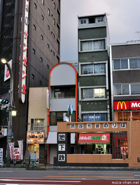 Narrow Buildings in Ueno