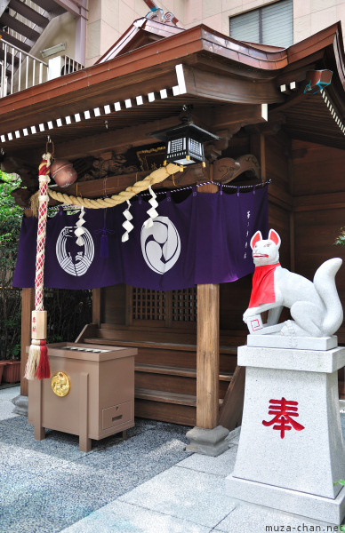 Inari Shrine near Suitengumae station Chuo