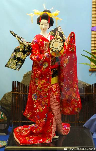 Top souvenirs from Japan - Japanese Dolls