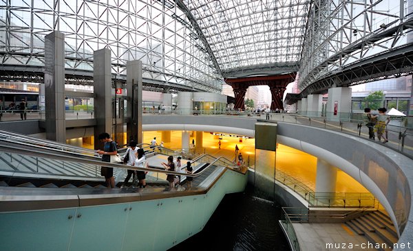 Tsuzumimon Gate, Motenashi Dome, Kanazawa Station, Kanazawa