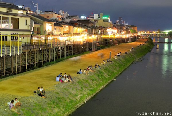 Traditional restaurants, Kamo river, Kyoto