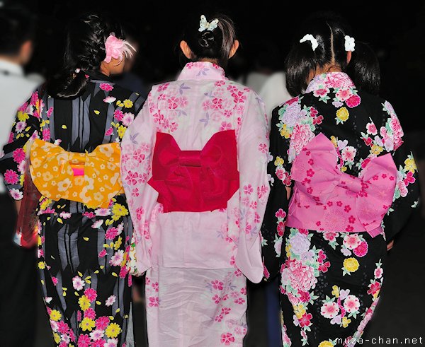 Traditional Japanese clothing,  Chocho-musubi knots