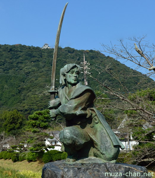 Sasaki Kojiro statue, Iwakuni, Yamaguchi