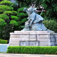 Sightseeing Tokyo - Kabuki, Samurai and crying babies