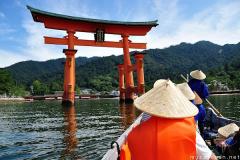 Rowing around the Itsukushima Otorii