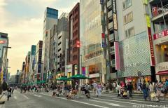 Tokyo Ginza pedestrian paradise