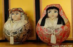 Hime-daruma dolls