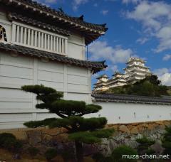 Himeji castle view from the Hishi gate