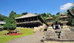 Visiting Nara, tranquil times at Todaiji Nigatsu-do