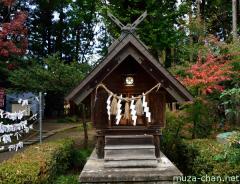 Auxiliary shrine at Shinmeisha Shrine