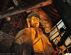 Visiting Gifu, unique Daibutsu statue
