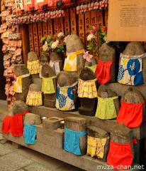 Jizo statues at Yata-dera