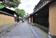 Japanese Traditional Architecture, Samurai District Walls