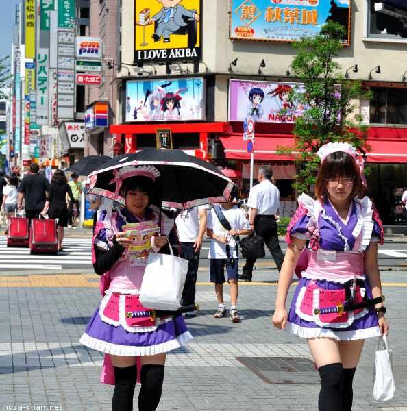 Akihabara maid