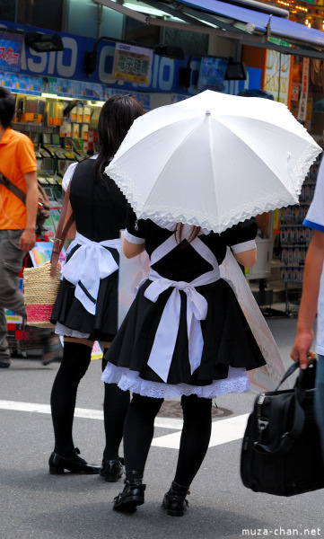 Akihabara maid