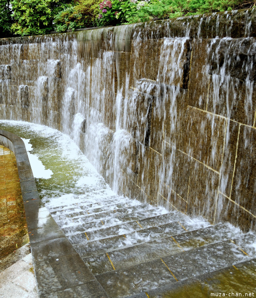 Fountain at Nihonbashi Bridge